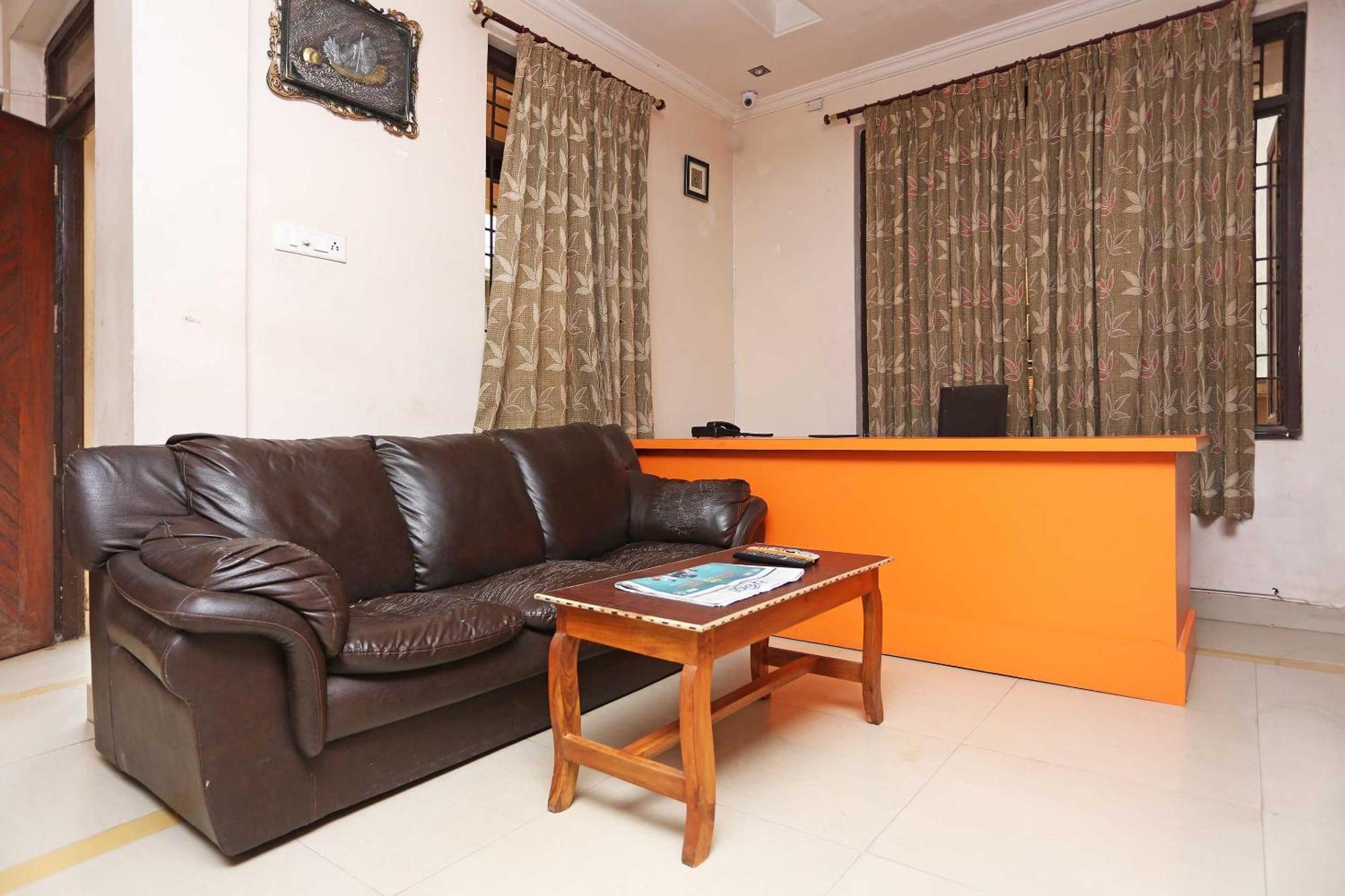 Hotel O Mkb Guest House Bhubaneswar Ngoại thất bức ảnh